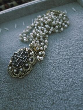 Susan Shaw Vintage Gold 24 KT GP Pearl Cross Pendant Necklace Made In USA